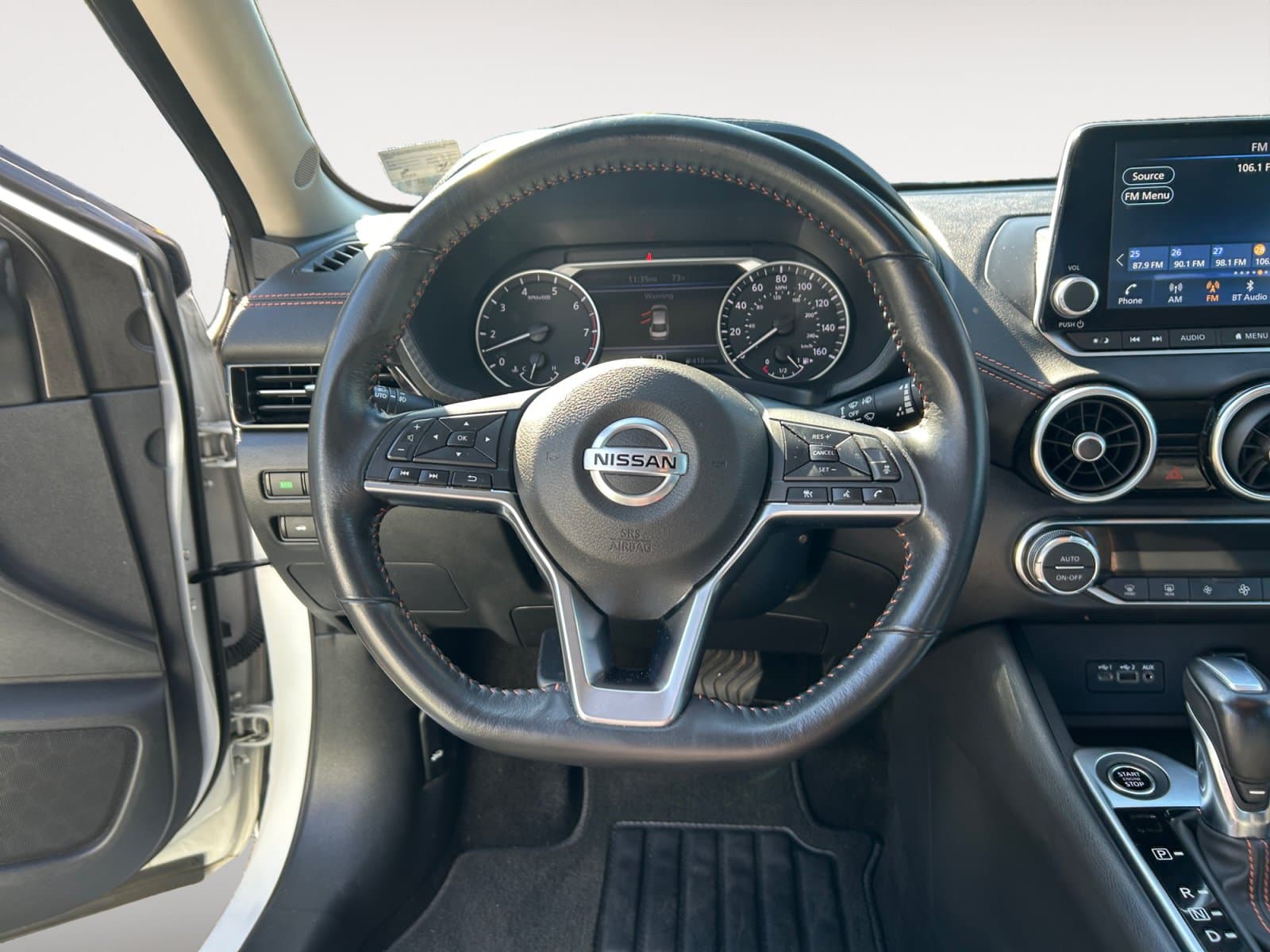 Pre-Owned 2023 Nissan Sentra SR - photo - 11