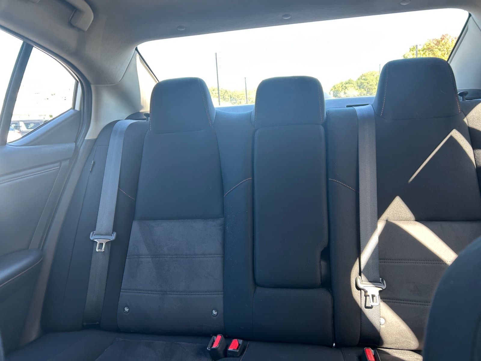 Pre-Owned 2023 Nissan Sentra SR - photo - 28