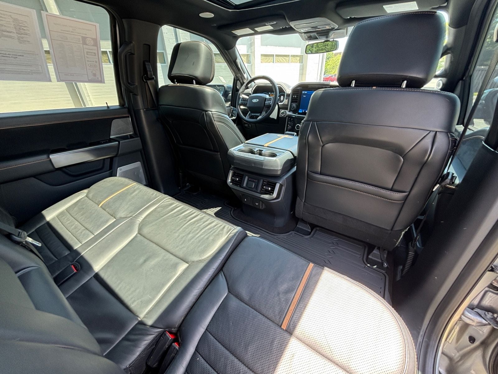 Pre-Owned 2022 Ford F-150 Platinum - photo - 18