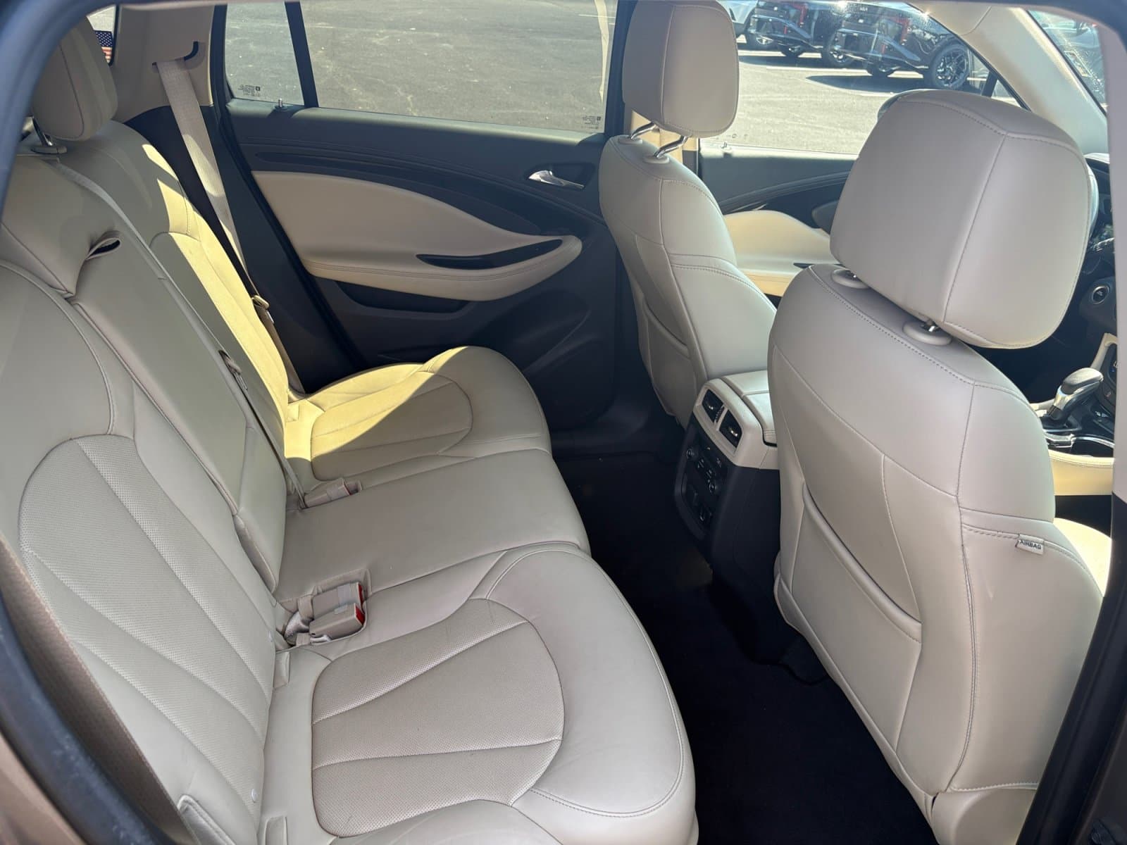 Pre-Owned 2017 Buick Envision Essence - photo - 15
