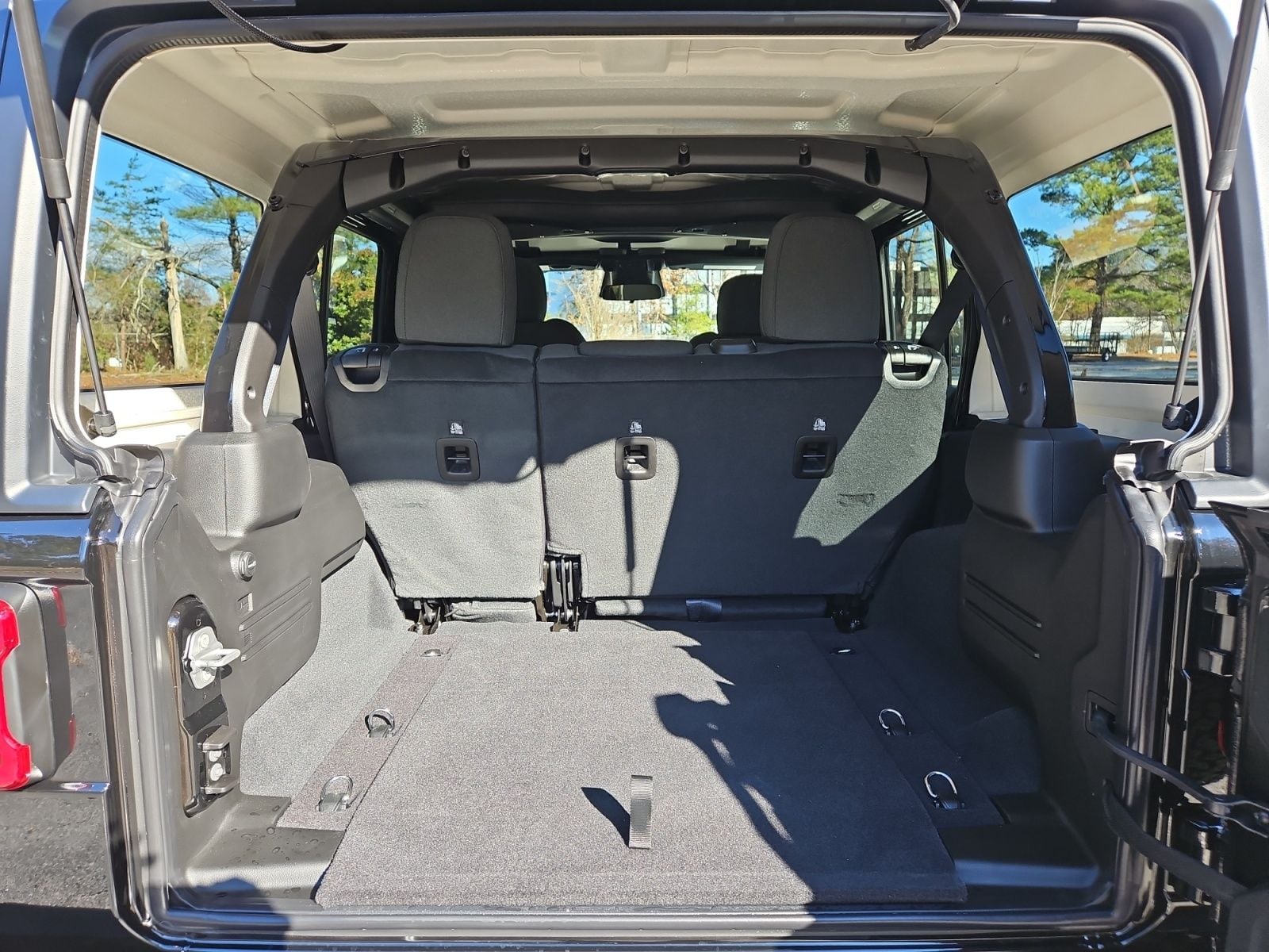 New 2026 Jeep Wrangler Rubicon - photo - 18