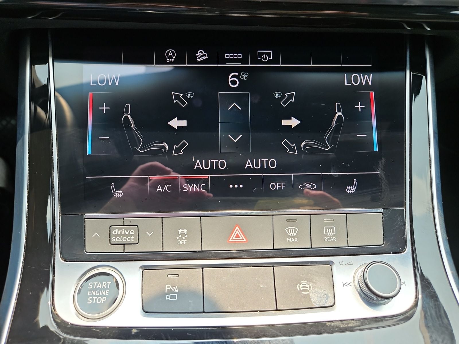 Pre-Owned 2025 Audi Q7 55 Premium Plus - photo - 27