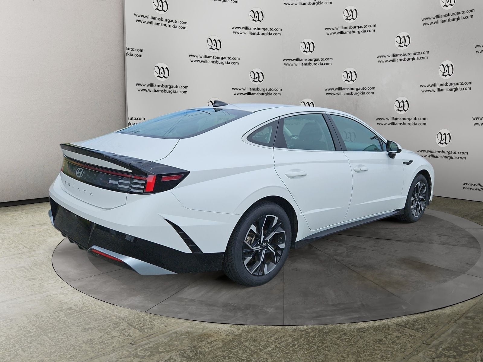 Pre-Owned 2025 Hyundai Sonata SEL - photo - 4