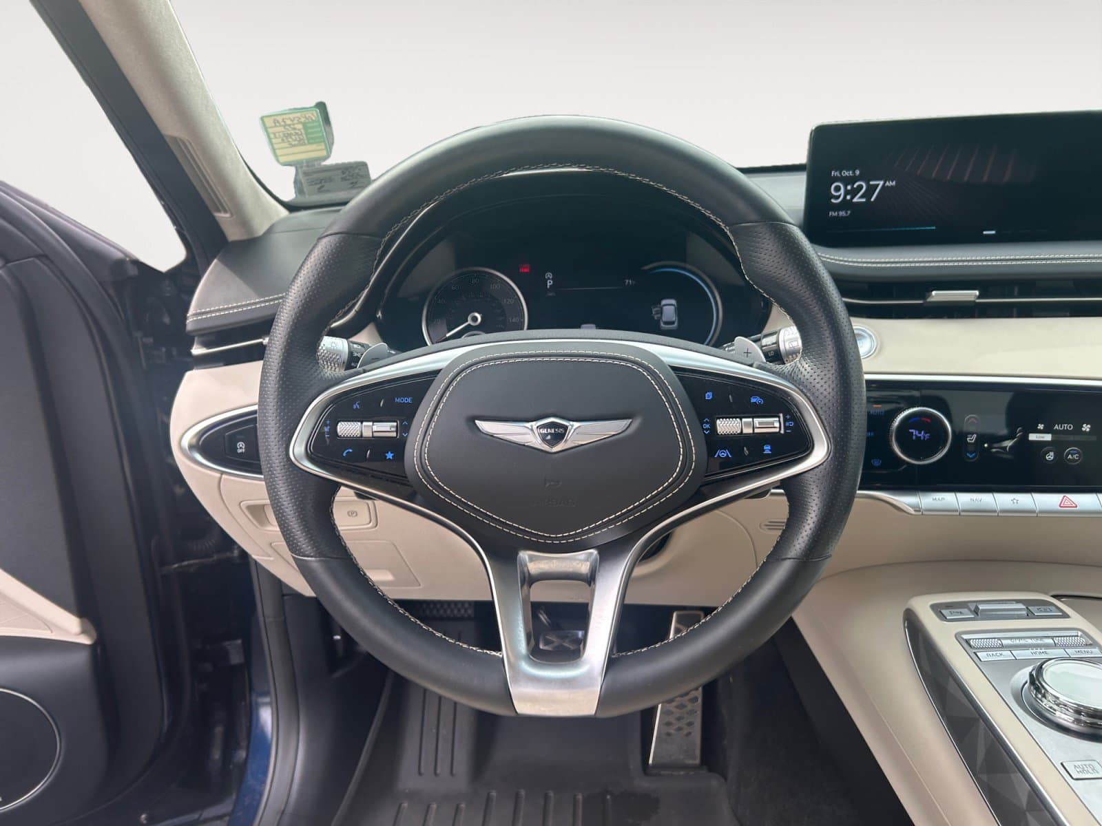 Pre-Owned 2022 Genesis GV70 3.5T Sport - photo - 11