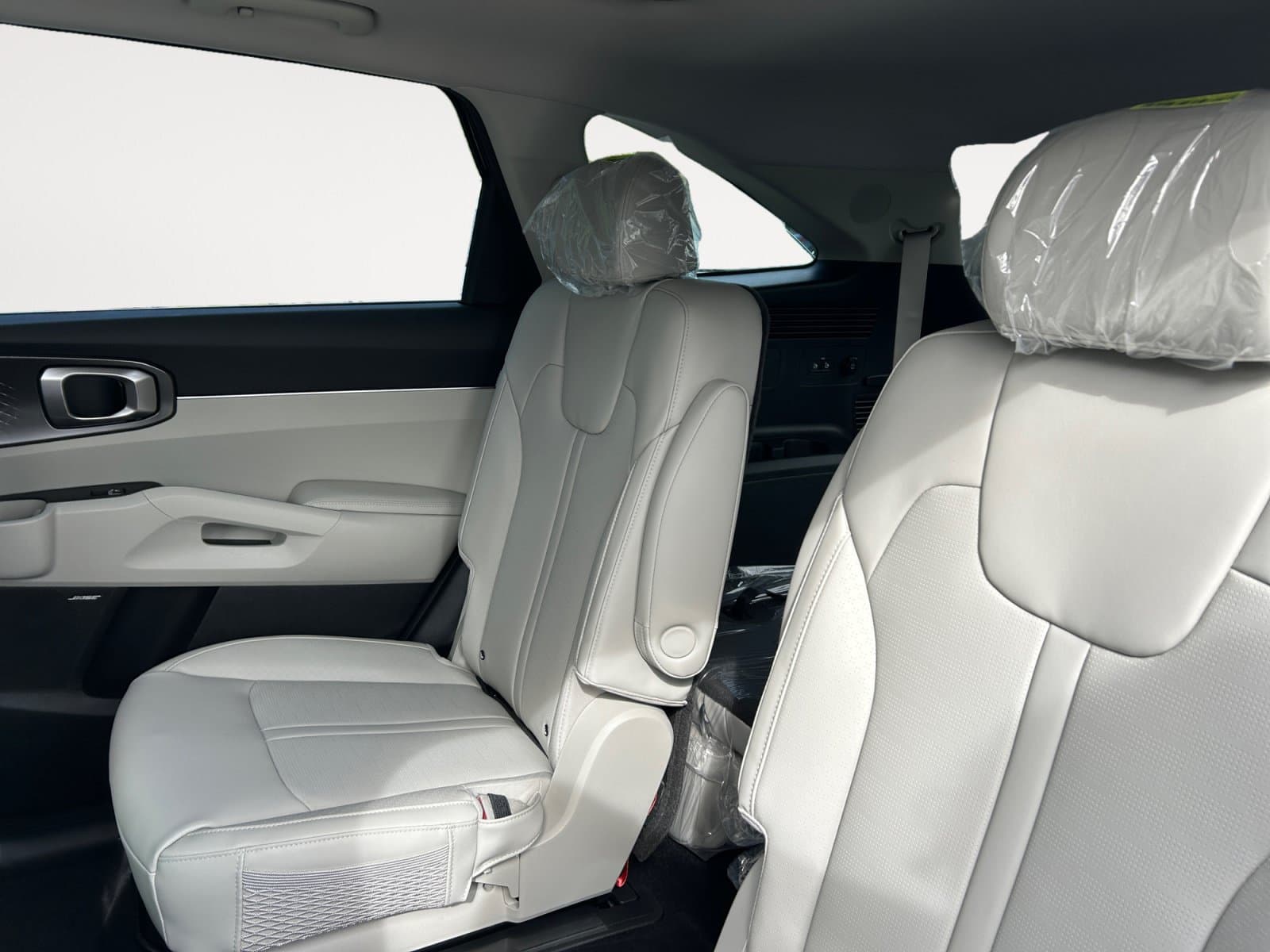 New 2026 Kia Sorento Hybrid EX - photo - 12