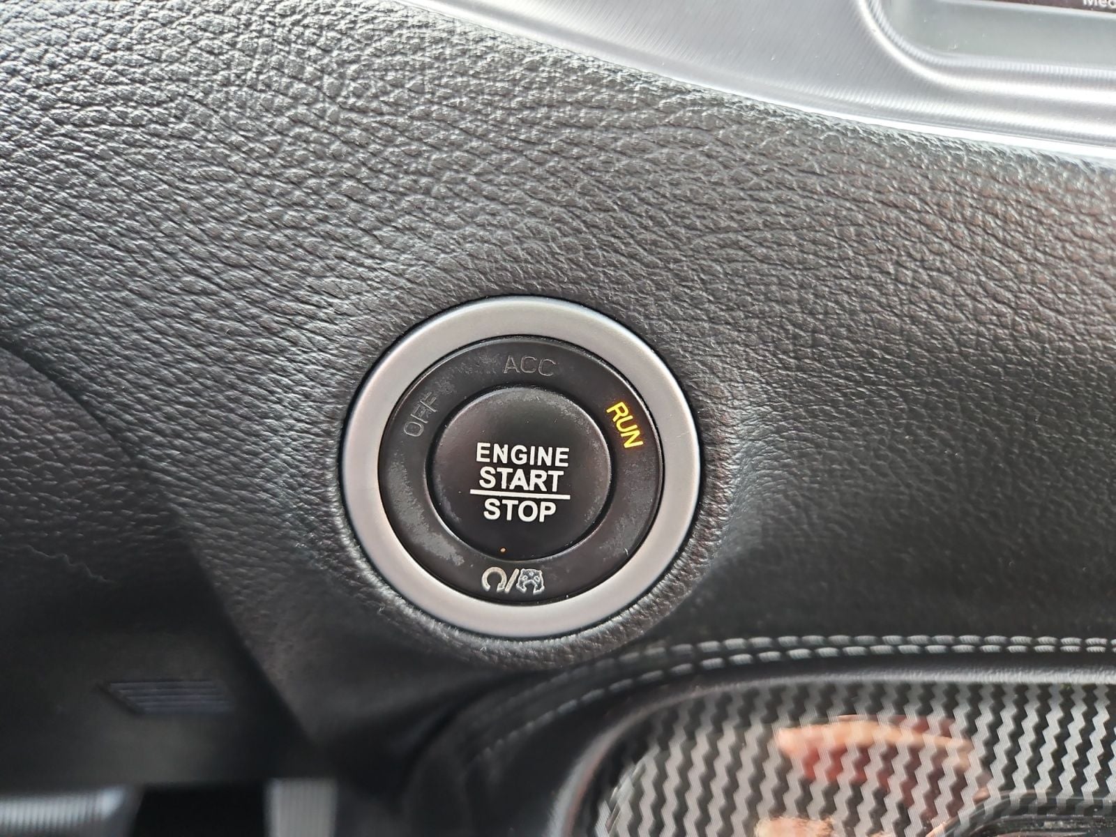 Pre-Owned 2021 Dodge Challenger R/T - photo - 25