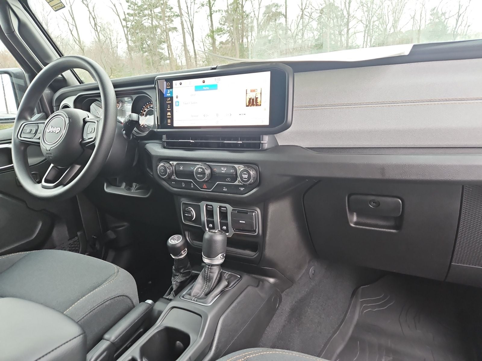 New 2026 Jeep Wrangler Sport - photo - 15