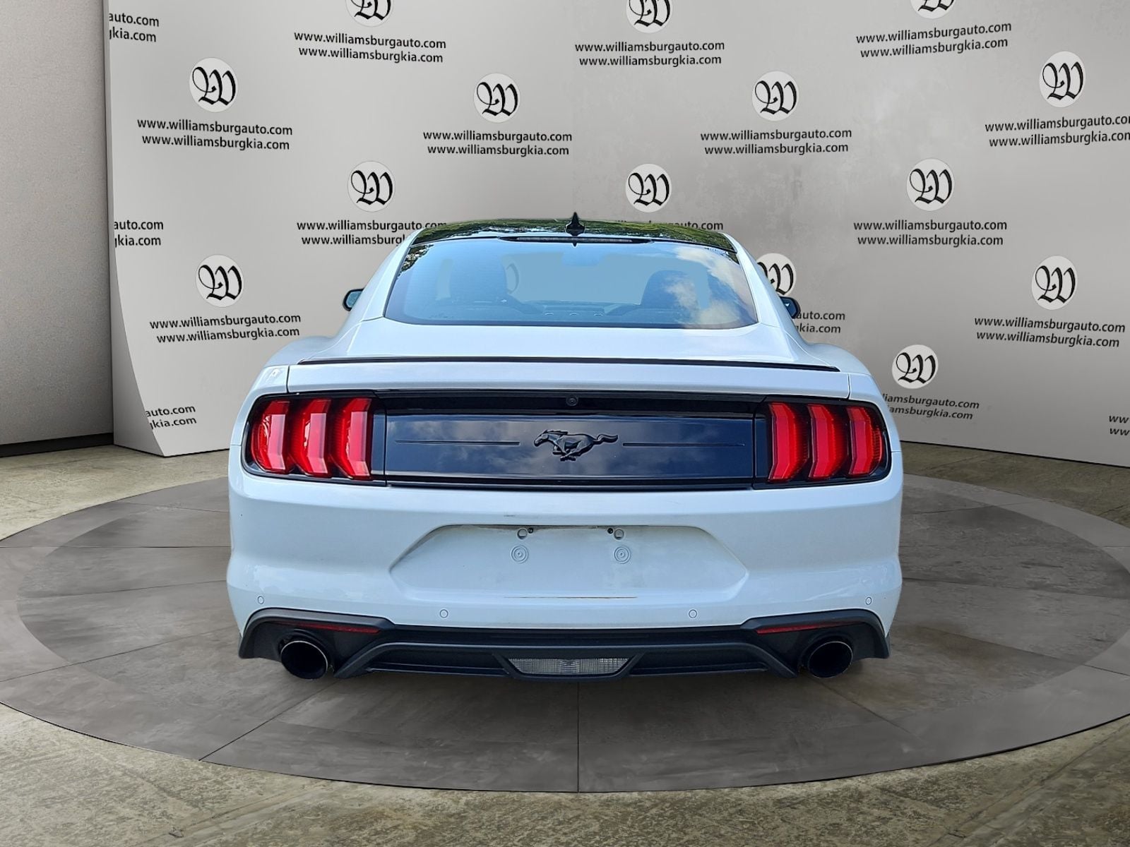 Pre-Owned 2023 Ford Mustang EcoBoost - photo - 3