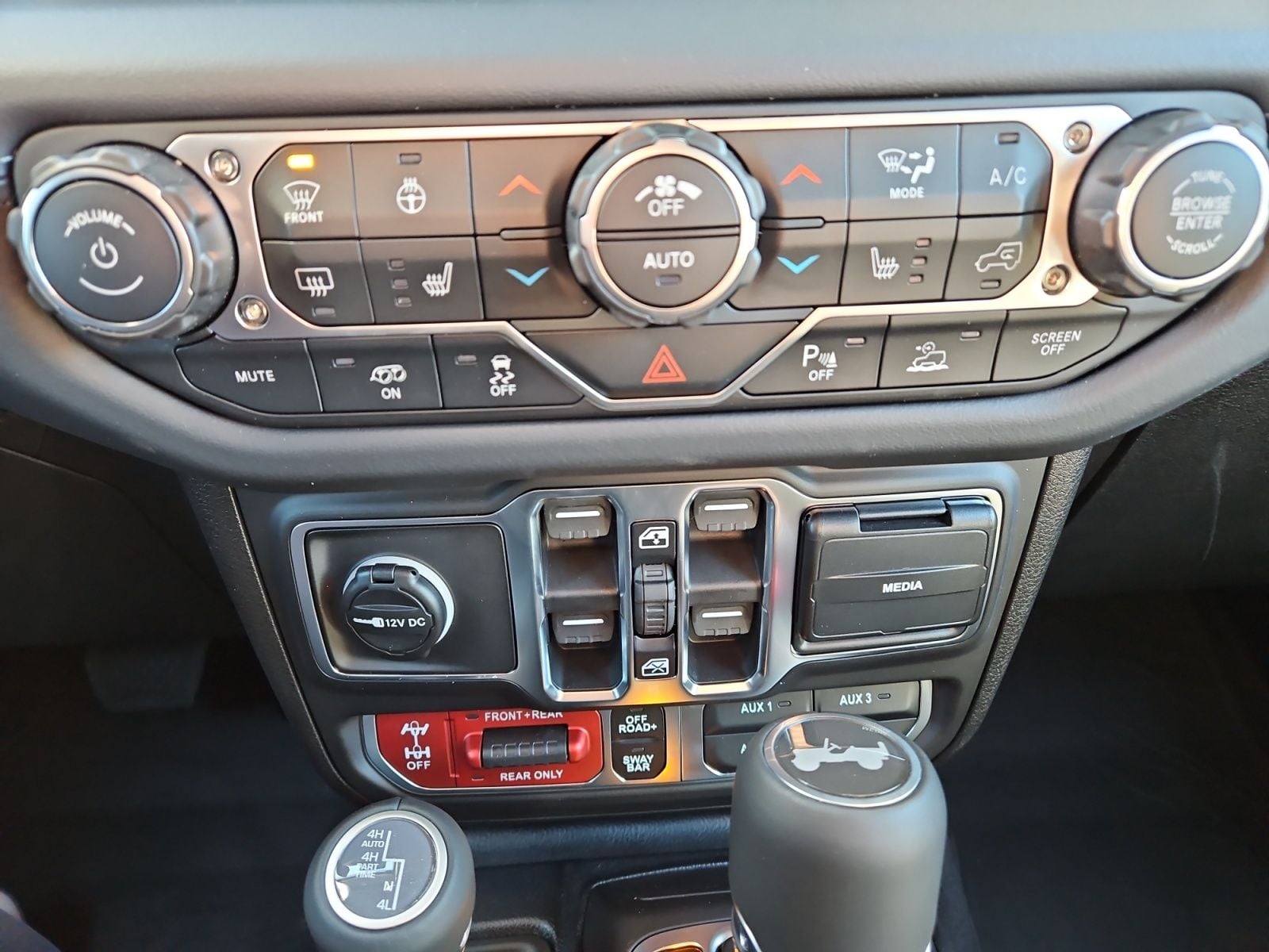 New 2026 Jeep Wrangler Moab 392 - photo - 27