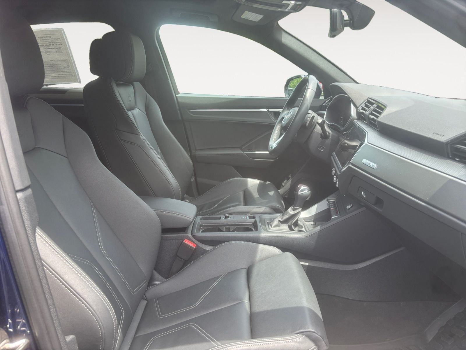 Pre-Owned 2024 Audi Q3 Premium Plus - photo - 14