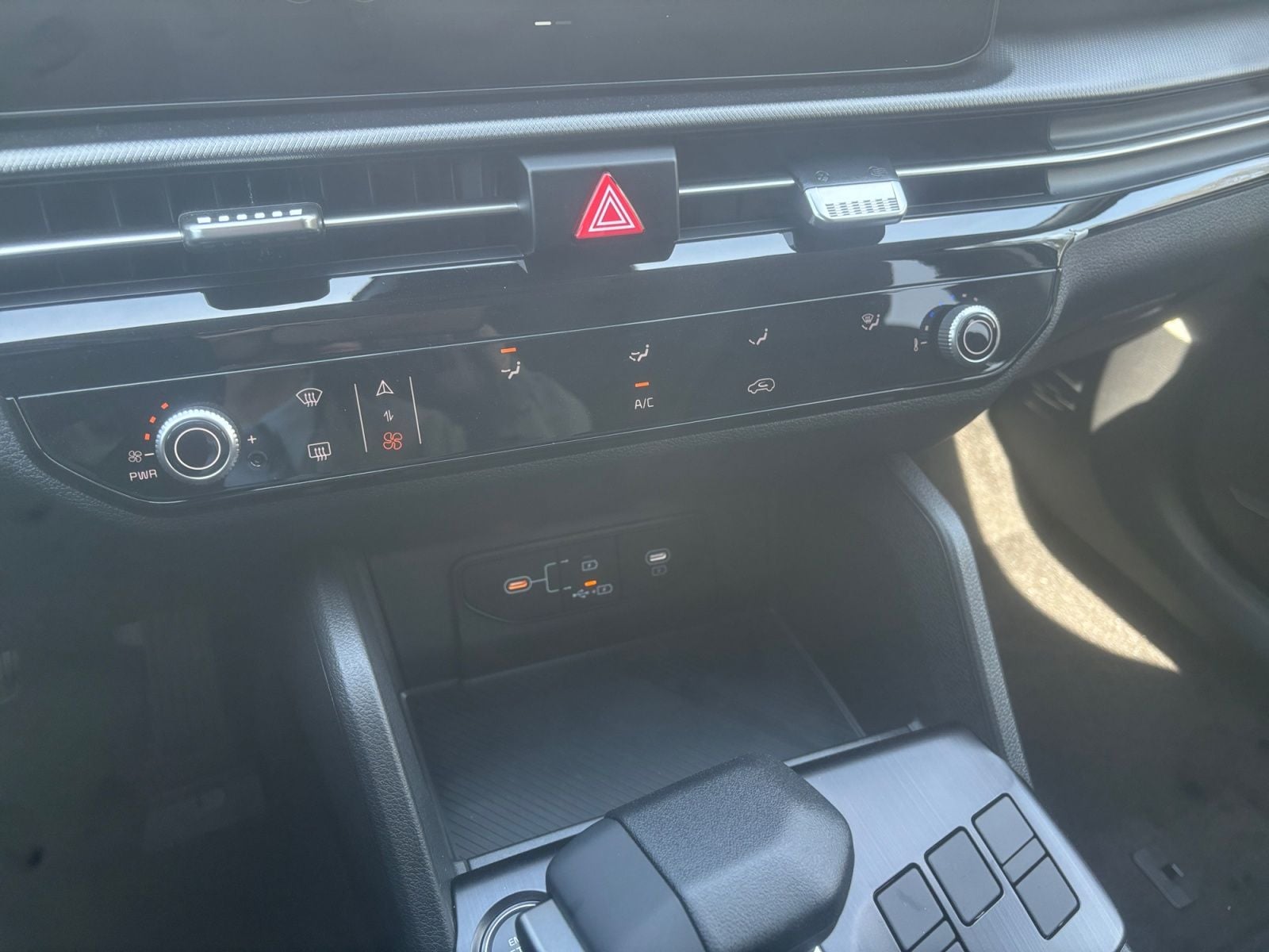 New 2026 Kia Sportage LX - photo - 26
