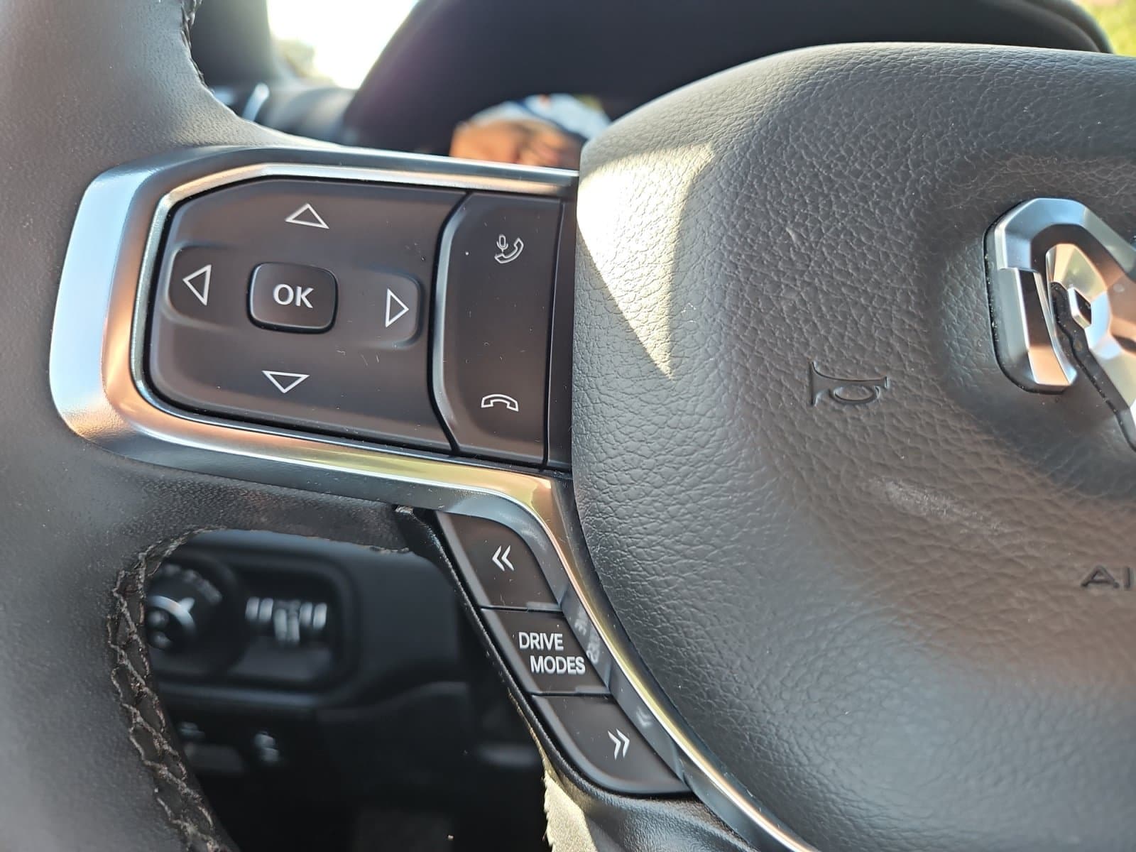 Pre-Owned 2026 Ram 1500 Laramie - photo - 24