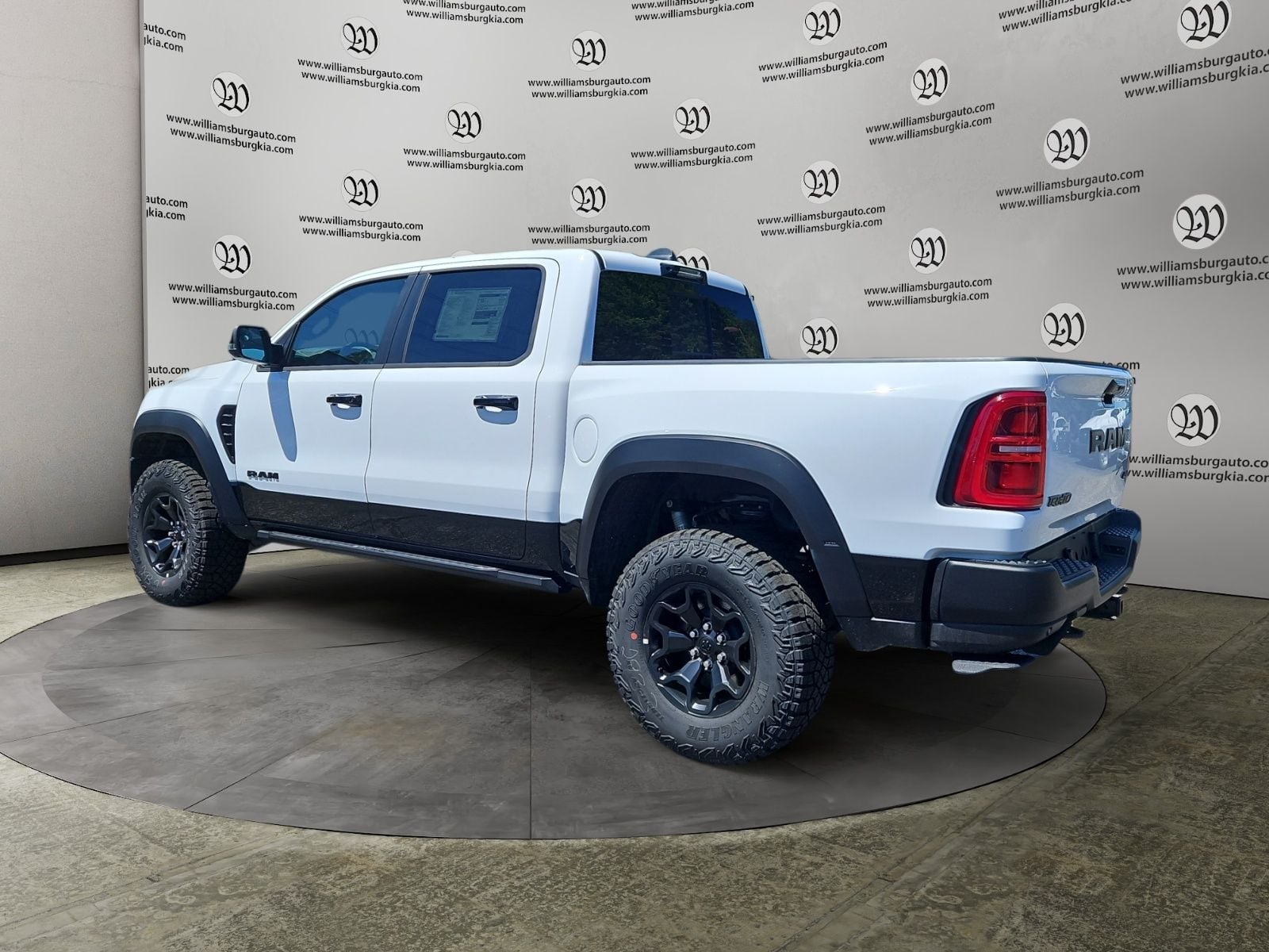 New 2026 Ram 1500 RHO - photo - 2