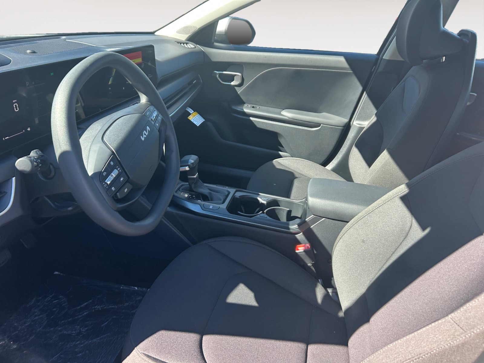 New 2026 Kia K4 LXS - photo - 8