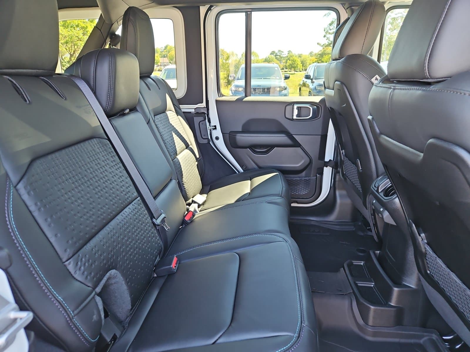 New 2027 Jeep Wrangler - photo - 16