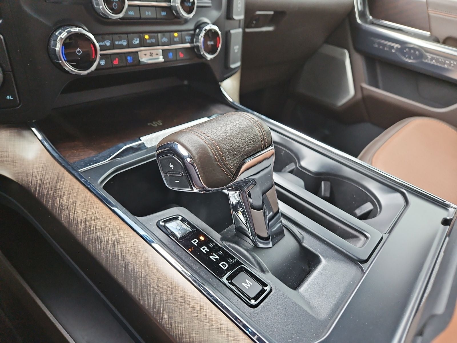 Pre-Owned 2024 Ford F-150 King Ranch - photo - 26