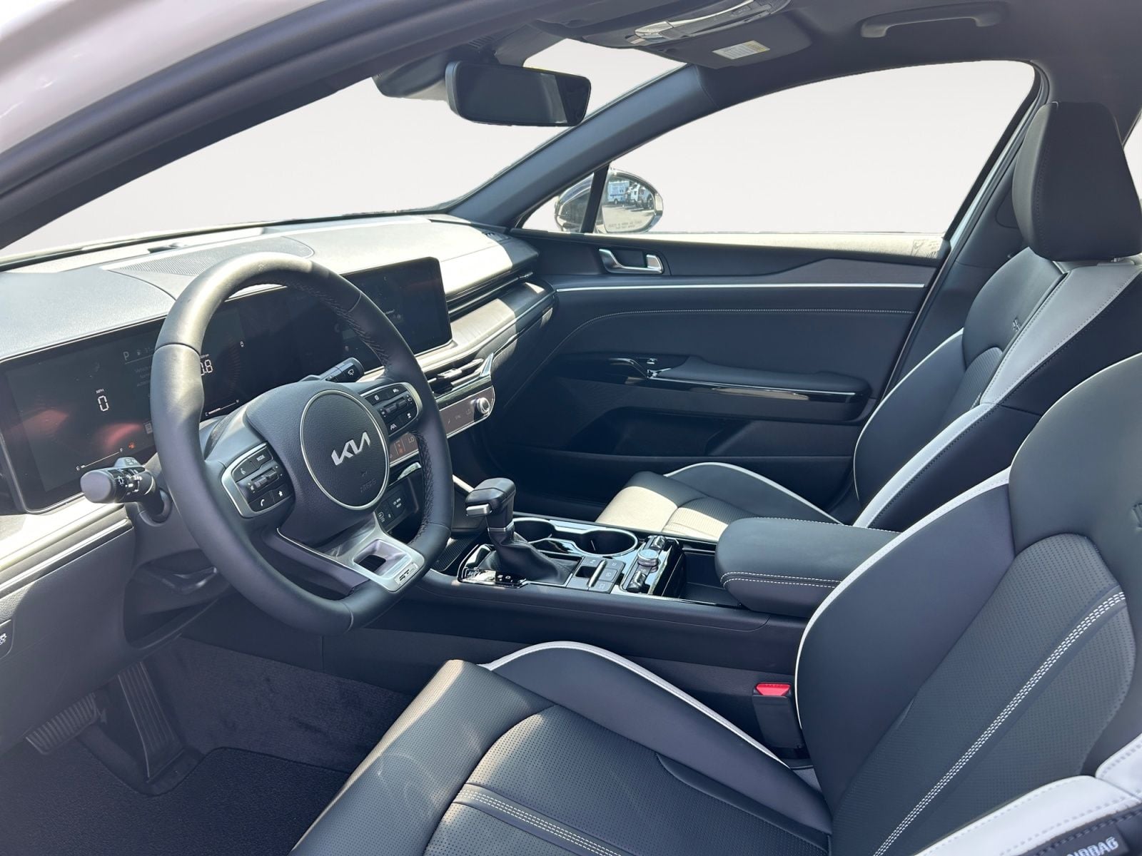 New 2026 Kia K5 GT-Line - photo - 8