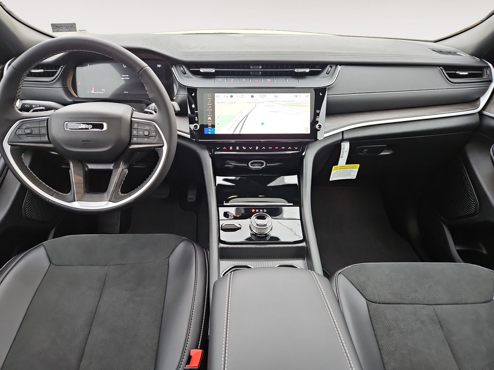 New 2026 Jeep Grand Cherokee Altitude - photo - 9