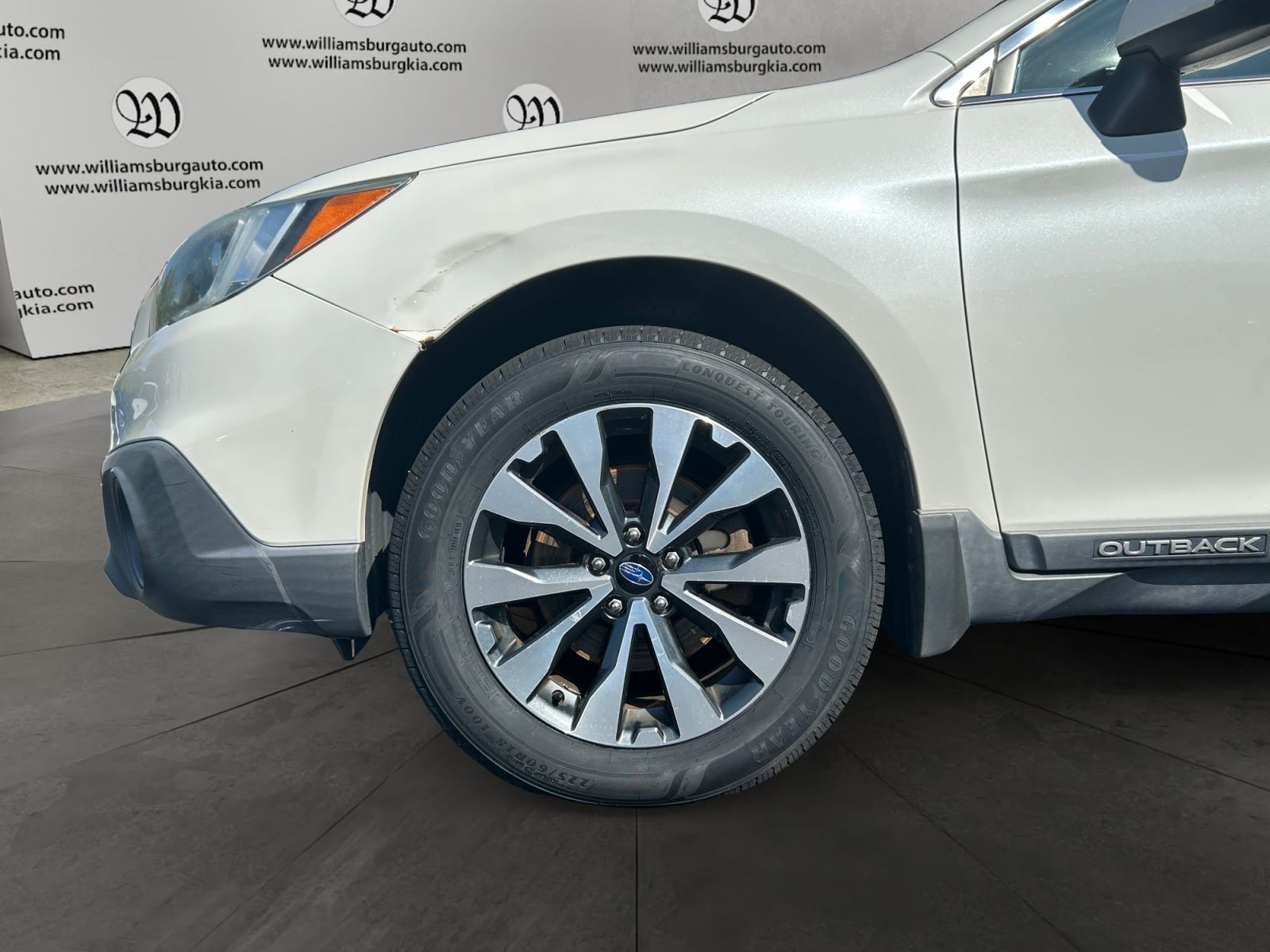 Pre-Owned 2015 Subaru Outback 2.5i - photo - 13