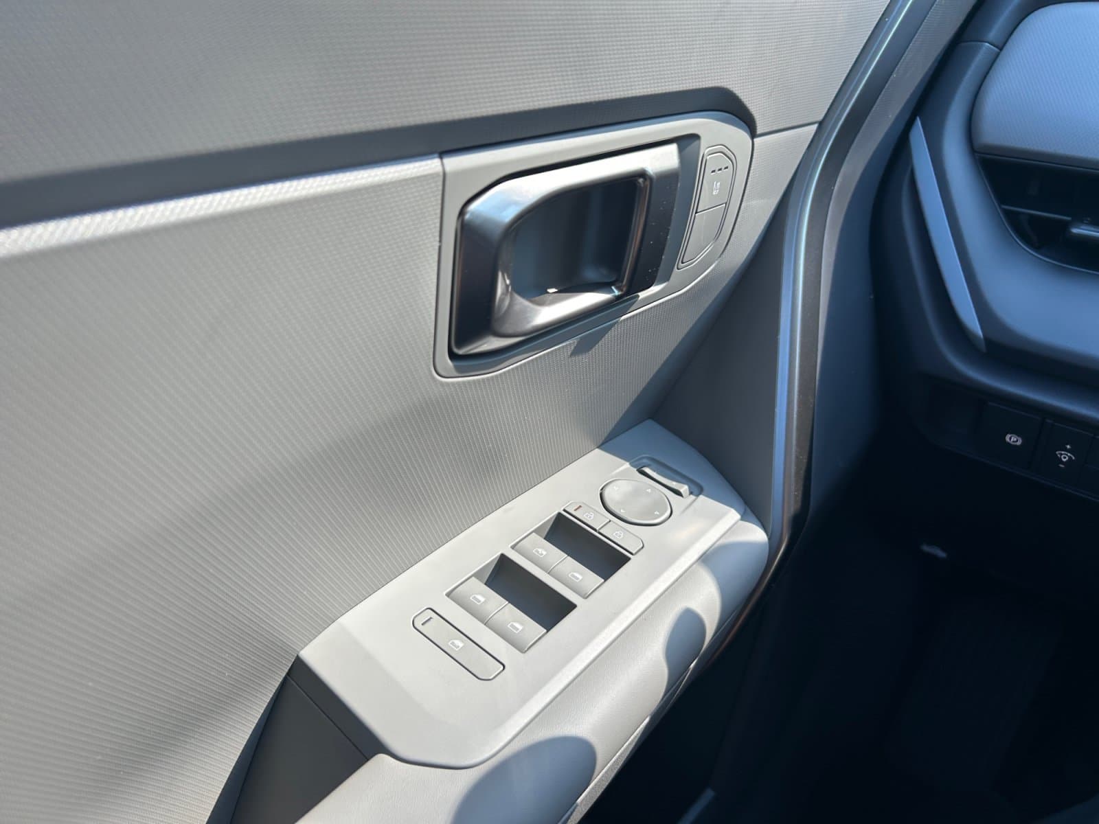 New 2027 Kia Seltos S - photo - 21