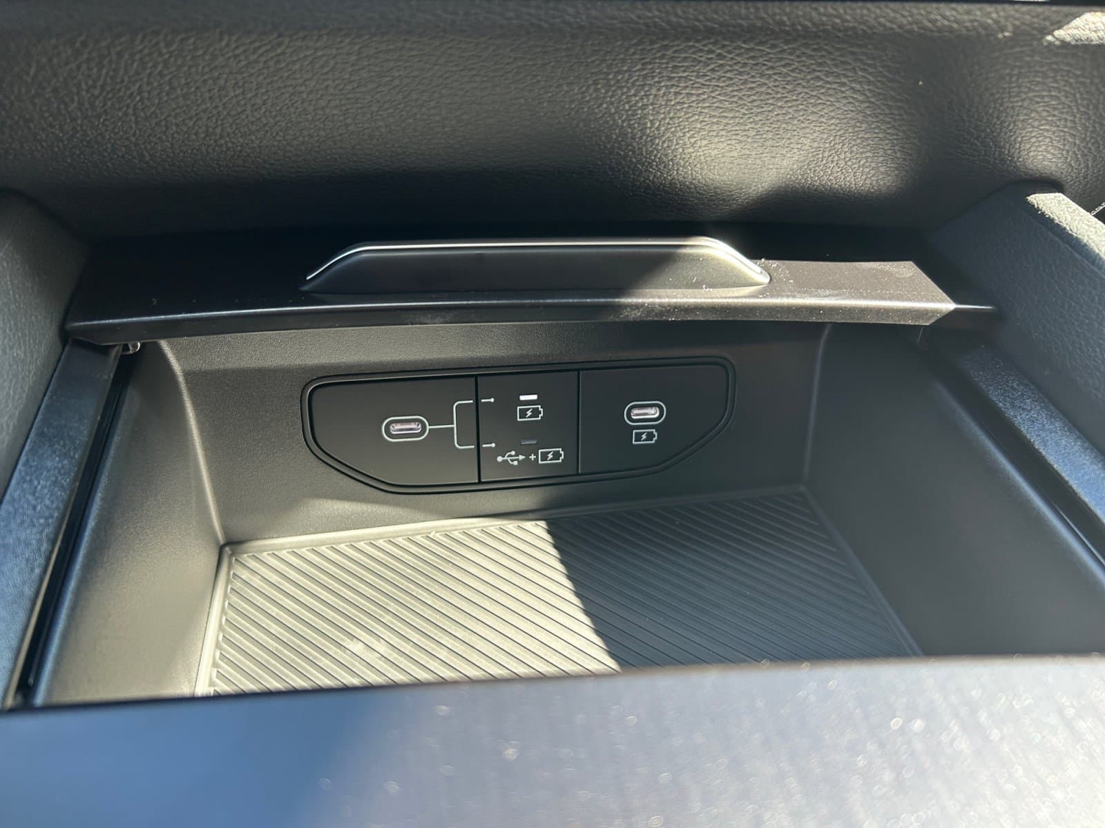 New 2027 Kia Sportage Hybrid S - photo - 25