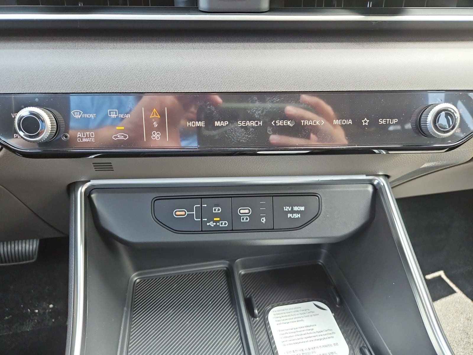 New 2026 Kia Carnival Hybrid EX - photo - 28